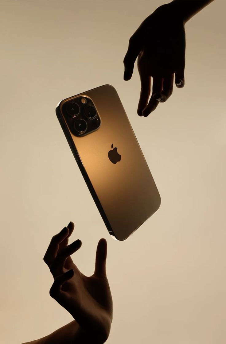 iPhone 15 Pro — оригинал, от 74 490 ₽